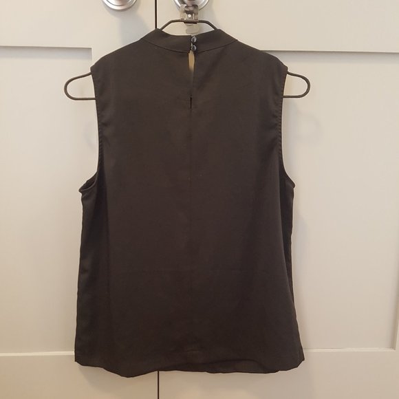 Forever 21 Short Sleeve Blouse - Picture 2 of 5